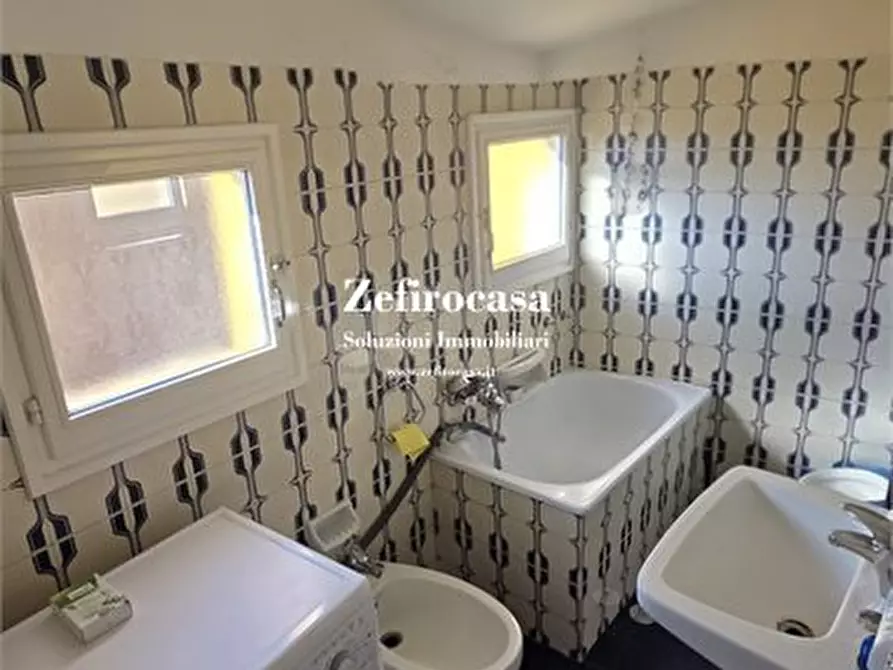 Immagine 10 di Appartamento in affitto  a Bologna