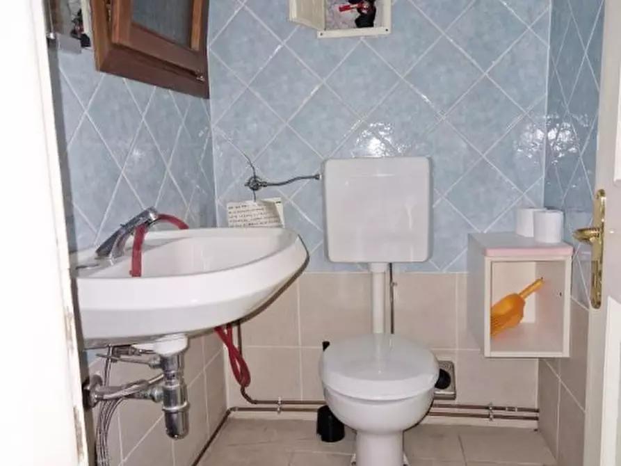 Immagine 8 di Appartamento in affitto  20 a Edolo