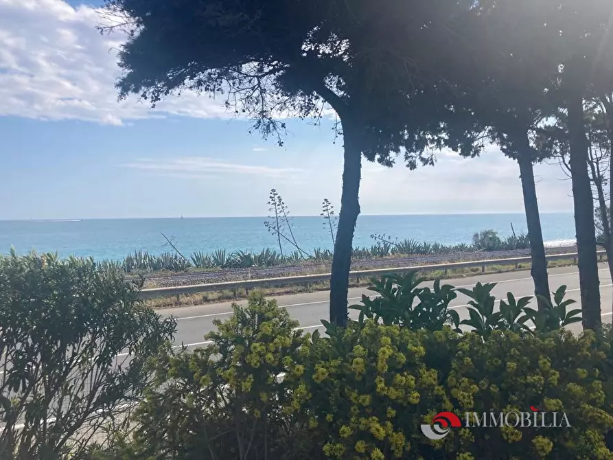 Immagine 2 di Casa indipendente in affitto  a San Lorenzo