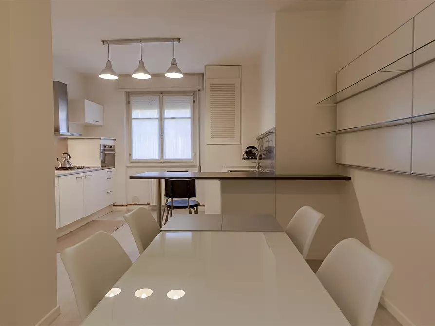 Immagine 1 di Appartamento in affitto  4/1 a Mandello Del Lario