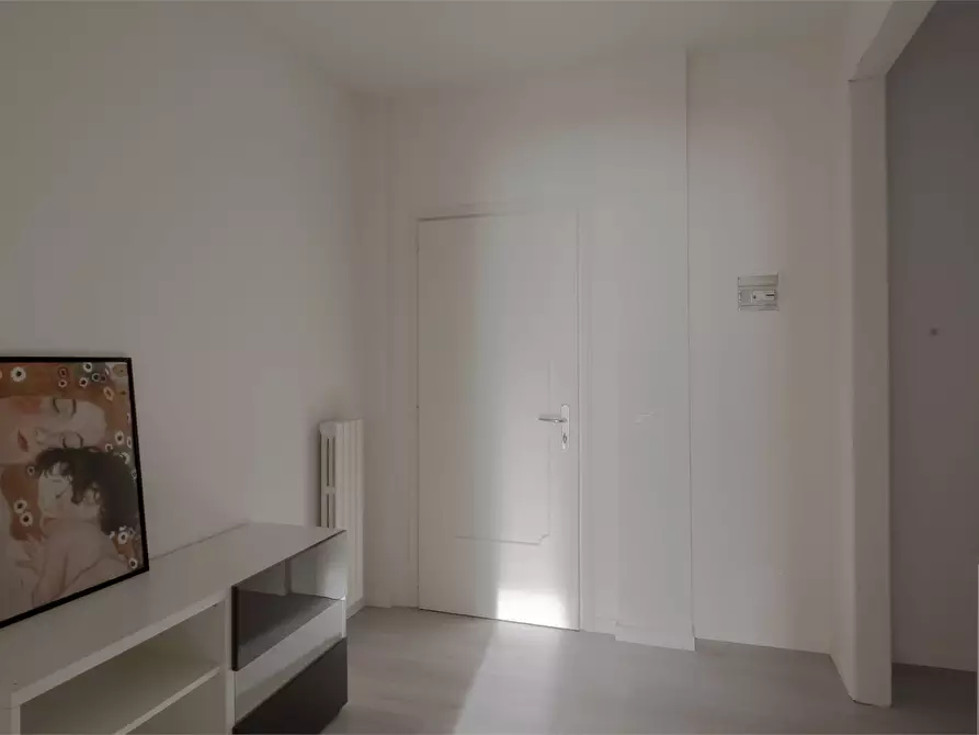 Immagine 8 di Appartamento in affitto  4/1 a Mandello Del Lario