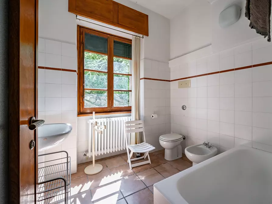 Immagine 10 di Appartamento in affitto  134 a Mandello Del Lario