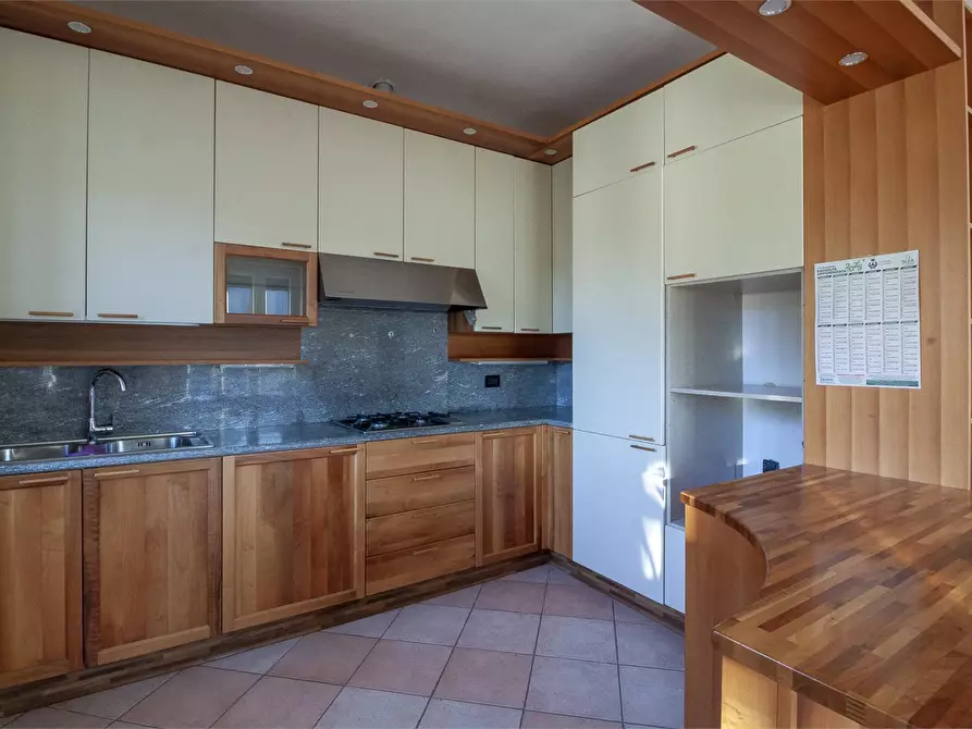 Immagine 7 di Appartamento in affitto  50 a Lierna