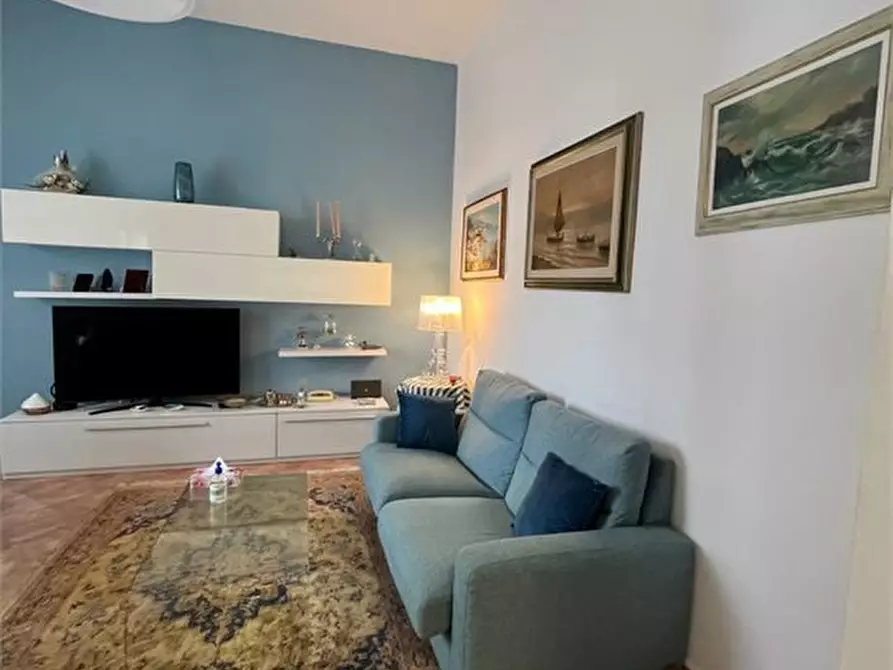Immagine 2 di Appartamento in affitto  a Livorno