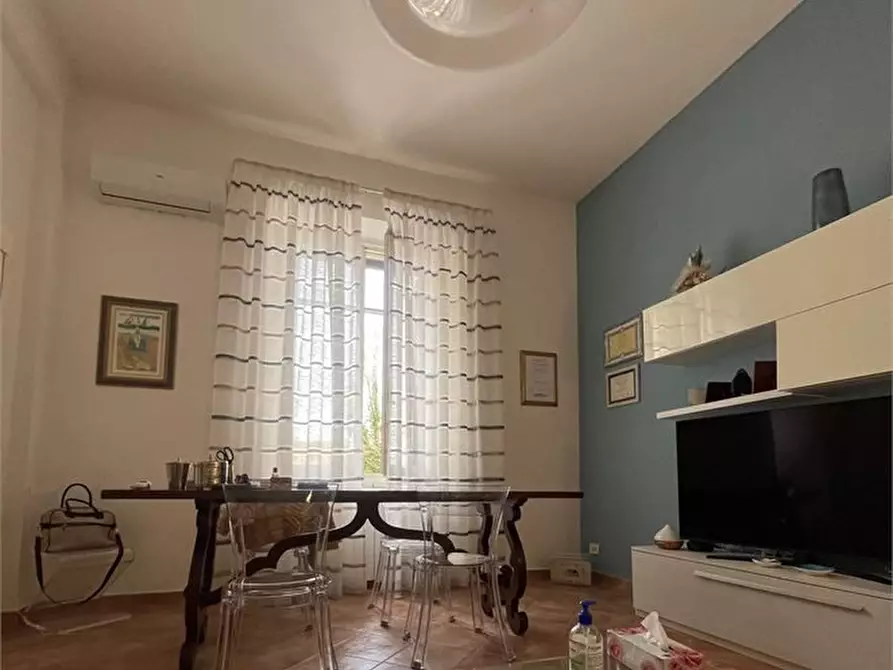 Immagine 3 di Appartamento in affitto  a Livorno