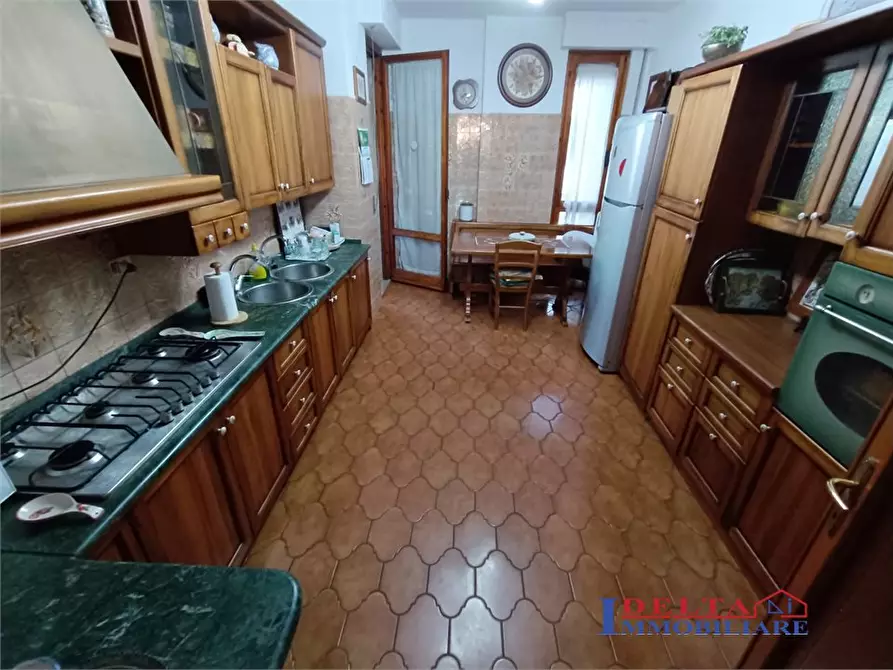 Immagine 6 di Appartamento in affitto  a Livorno