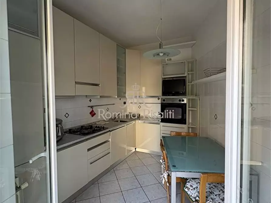 Immagine 8 di Appartamento in affitto  a Livorno