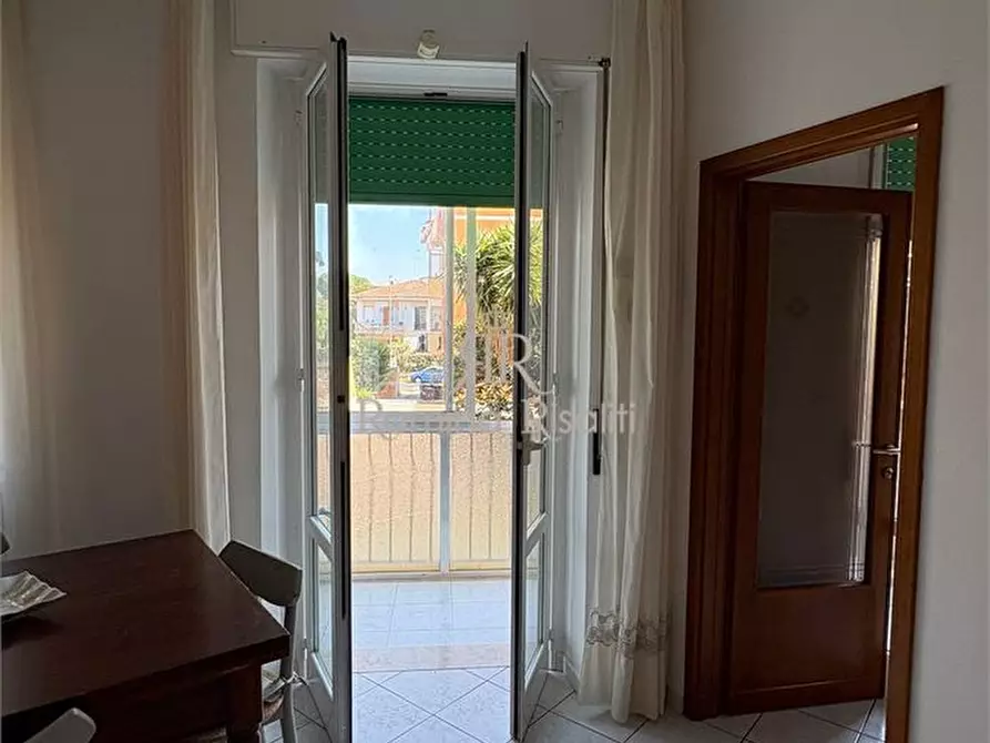 Immagine 7 di Appartamento in affitto  a Livorno