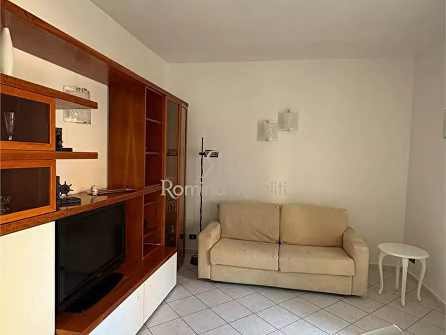Immagine 5 di Appartamento in affitto  a Livorno
