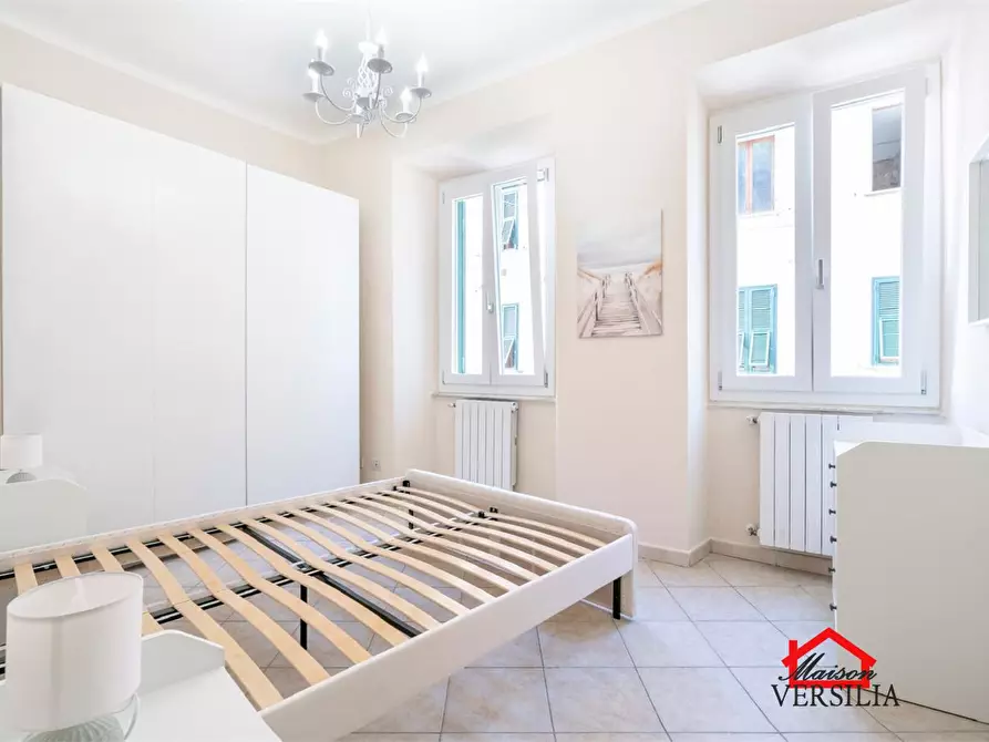 Immagine 8 di Appartamento in affitto  a Massa