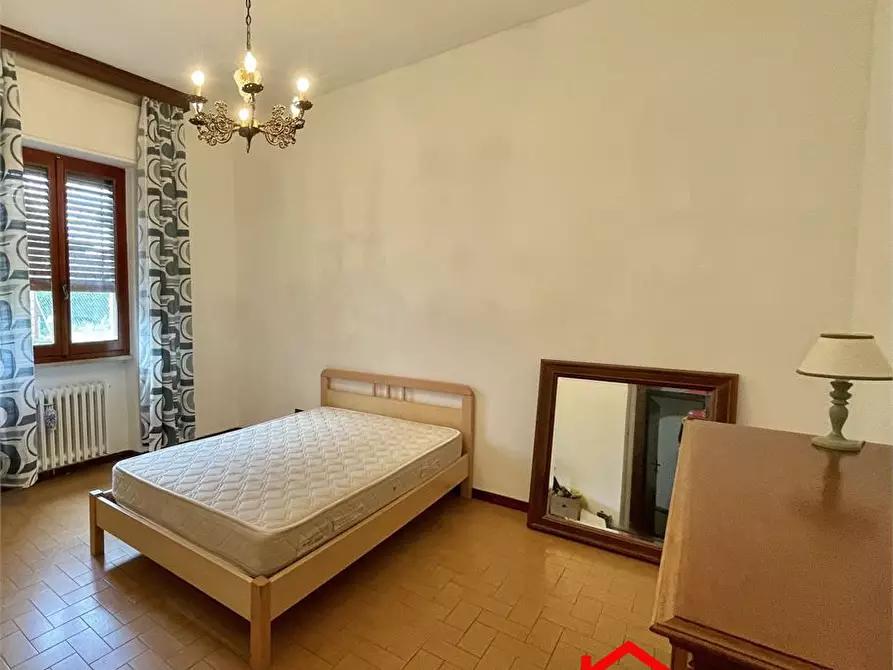 Immagine 9 di Appartamento in affitto  a Massa