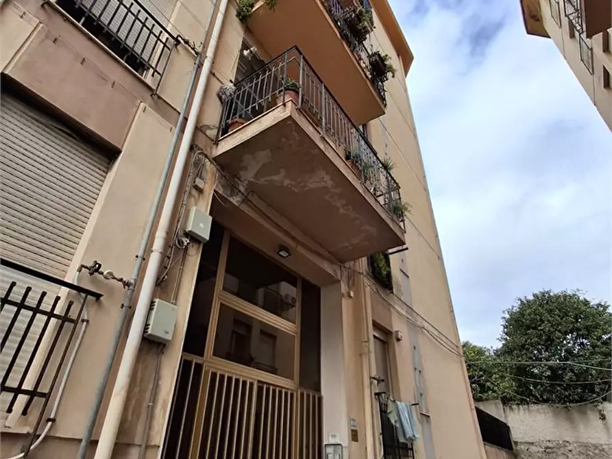 Immagine 2 di Appartamento in affitto  253 a Messina