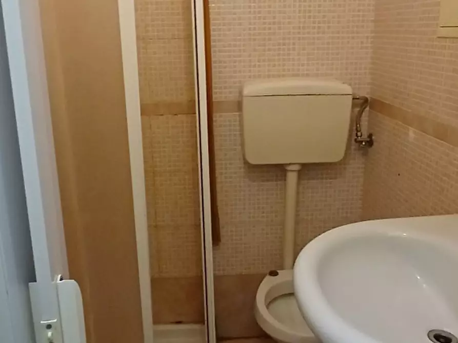 Immagine 6 di Appartamento in affitto  40 a Messina