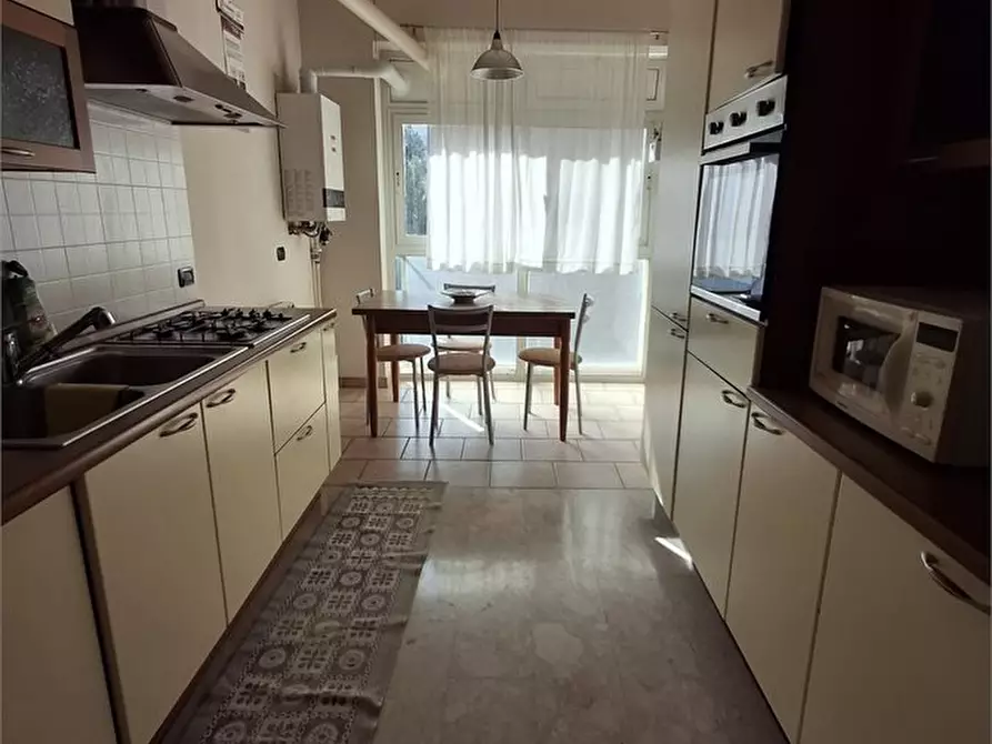 Immagine 8 di Appartamento in affitto  469 a Messina