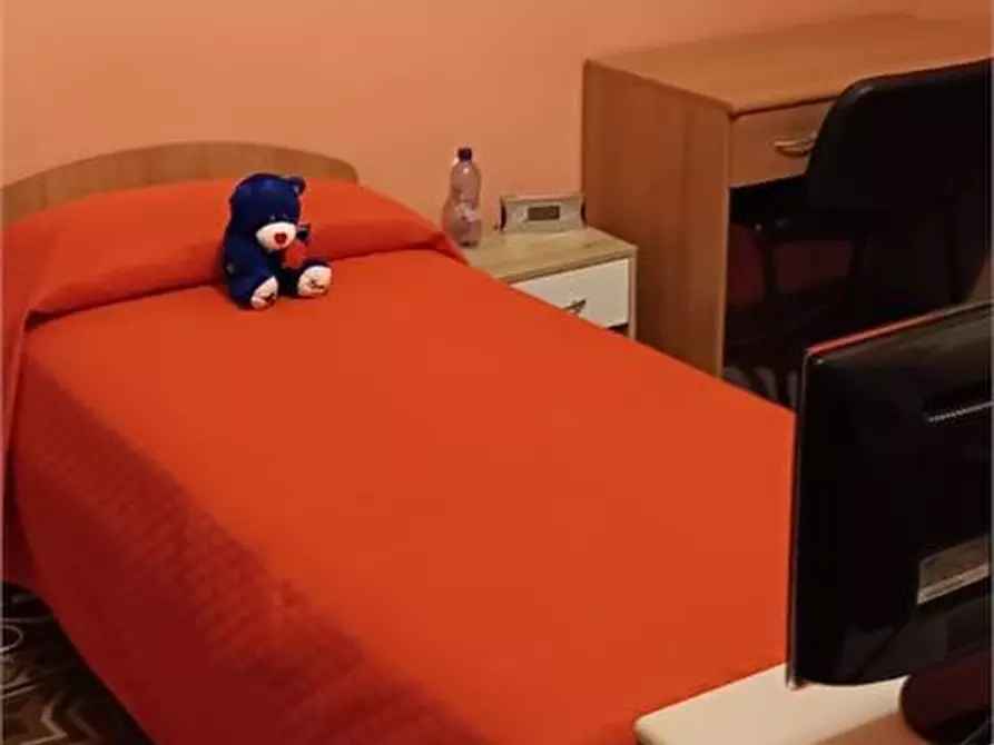 Immagine 6 di Appartamento in affitto  a Messina