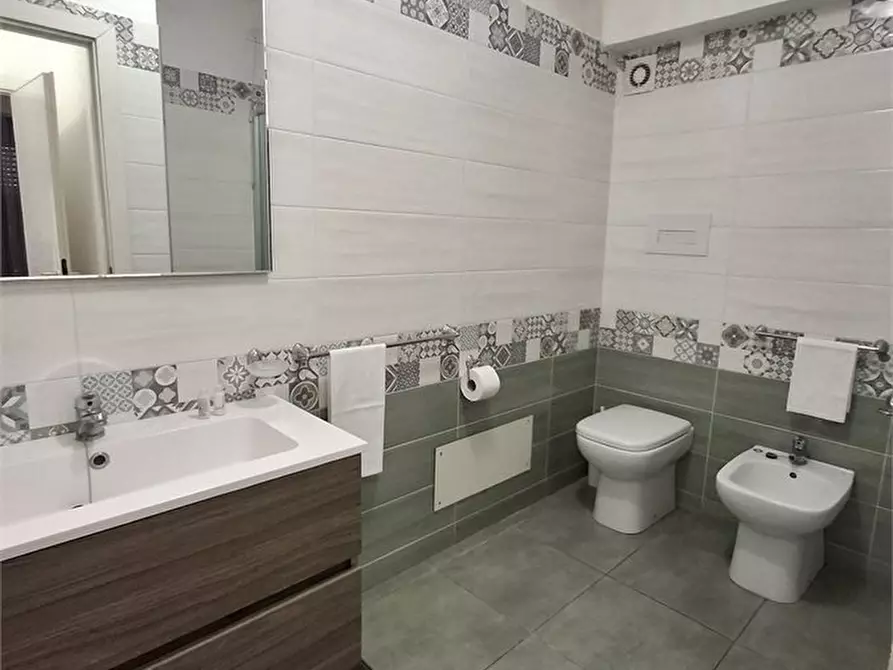 Immagine 10 di Appartamento in affitto  40 a Messina