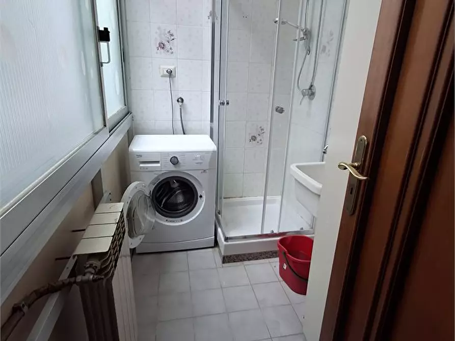 Immagine 4 di Appartamento in affitto  a Messina