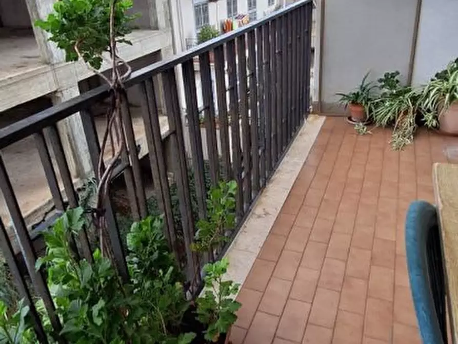 Immagine 5 di Appartamento in affitto  a Messina