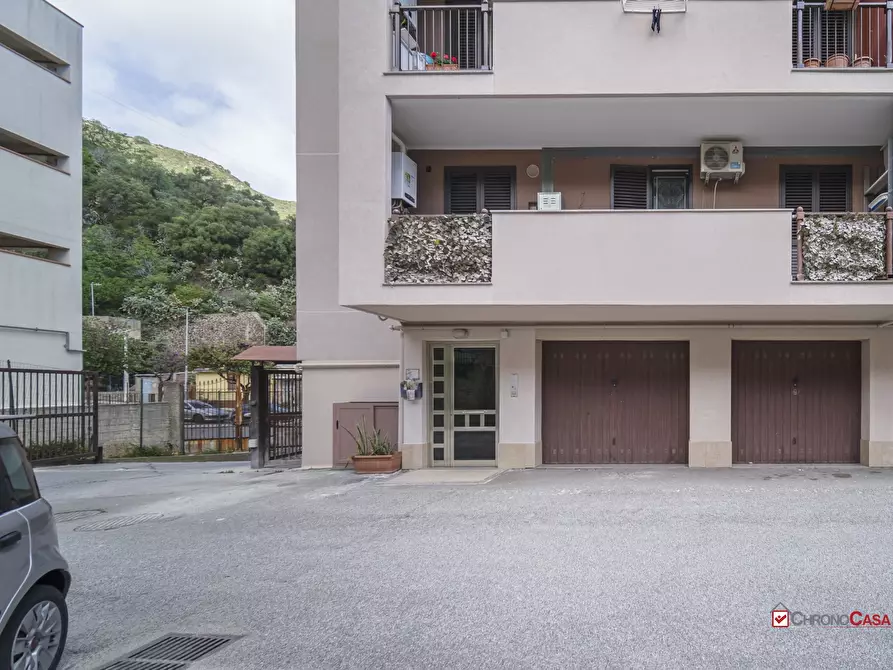 Immagine 3 di Appartamento in affitto  a Messina