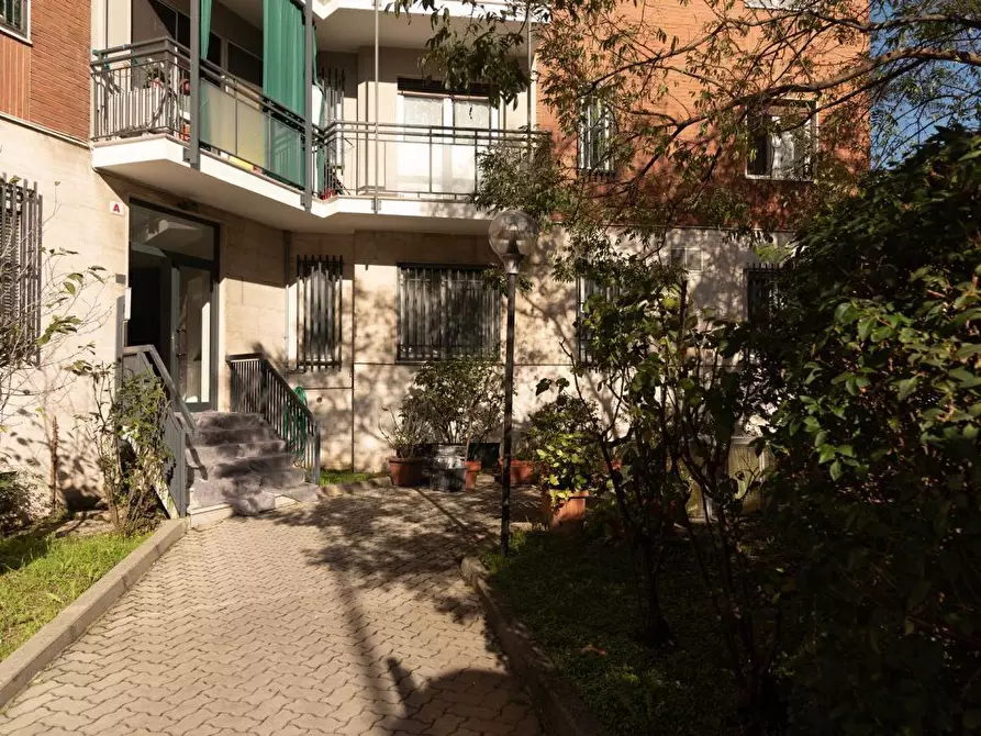 Immagine 2 di Appartamento in affitto  2 a Milano