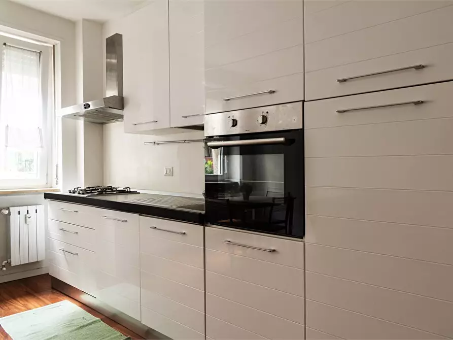 Immagine 7 di Appartamento in affitto  8 a Milano