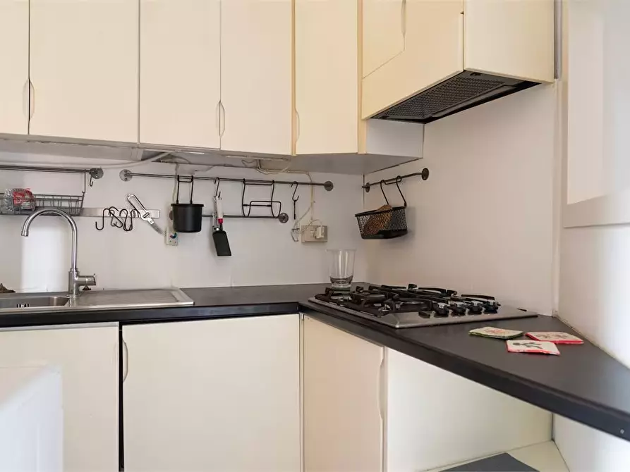 Immagine 10 di Appartamento in affitto  3 a Milano