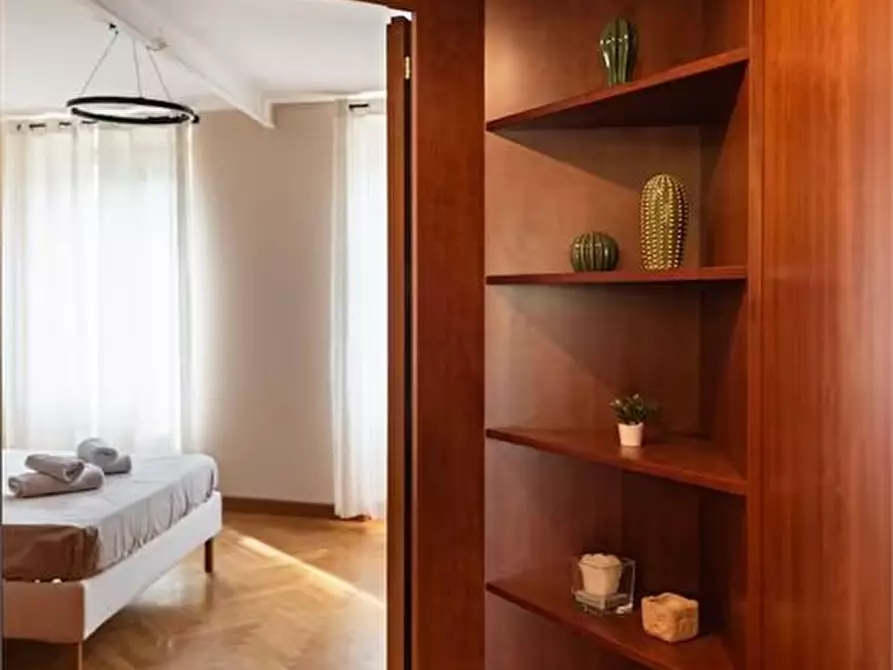 Immagine 8 di Appartamento in affitto  3 a Milano