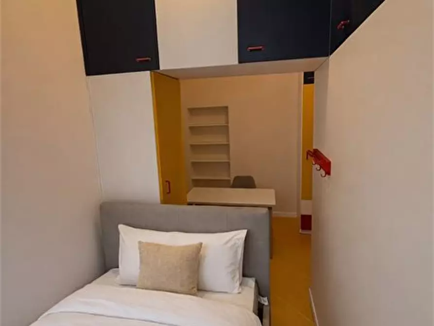 Immagine 4 di Appartamento in affitto  9 a Milano
