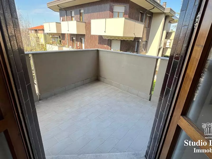 Immagine 10 di Appartamento in affitto  2 a Carate Brianza