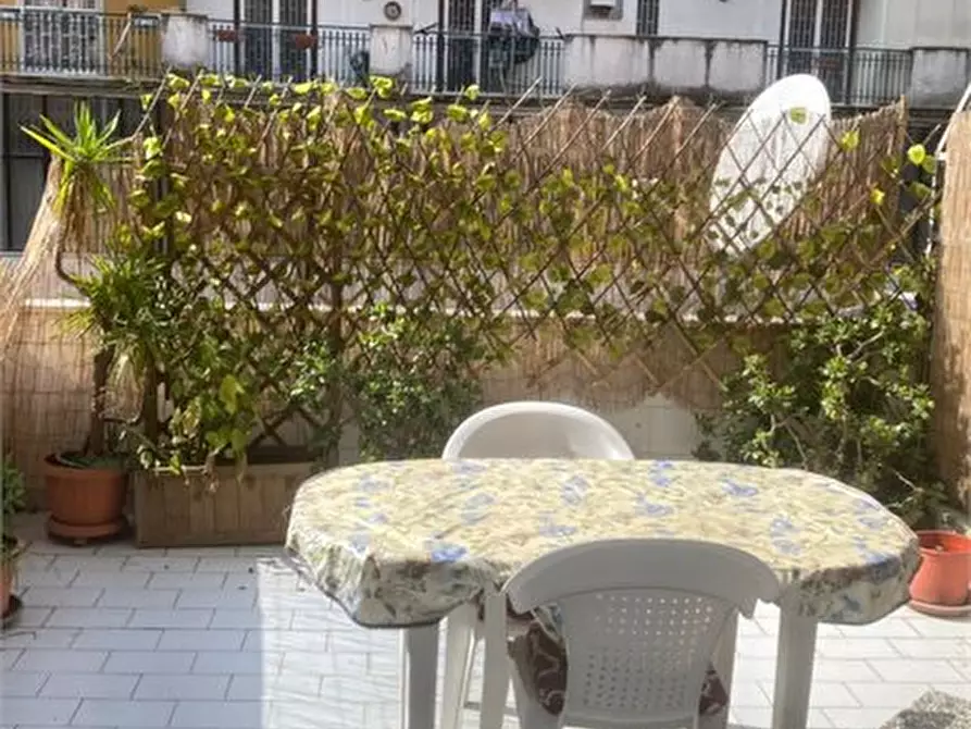 Immagine 1 di Appartamento in affitto  81 a Napoli