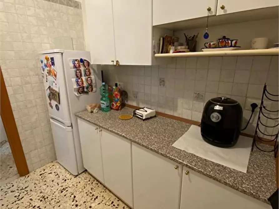 Immagine 7 di Appartamento in affitto  81 a Napoli