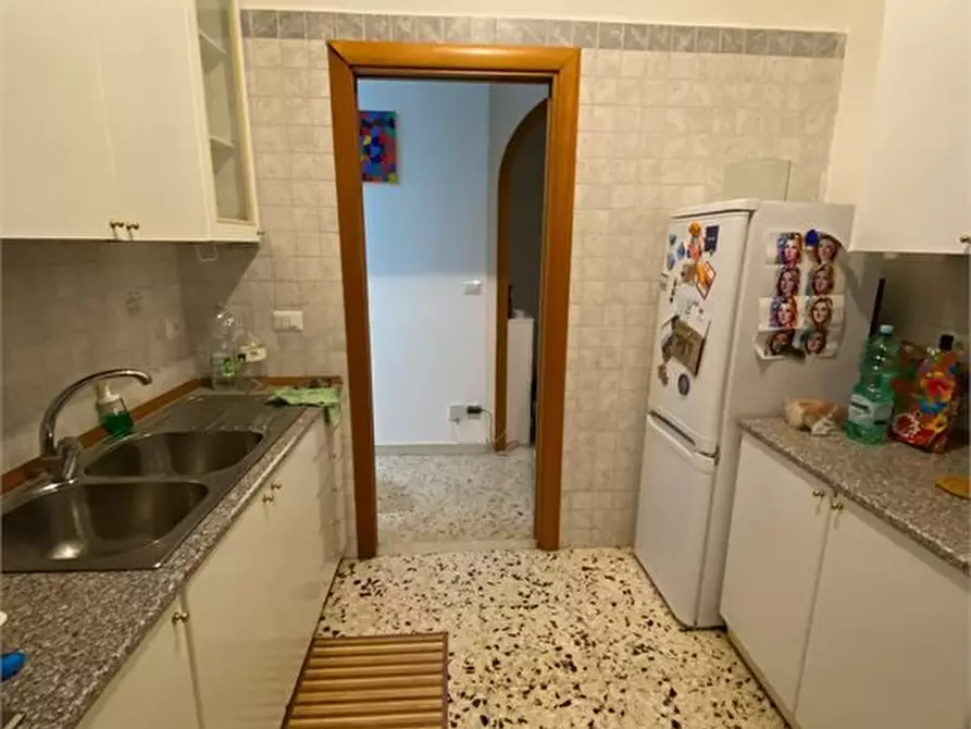 Immagine 8 di Appartamento in affitto  81 a Napoli