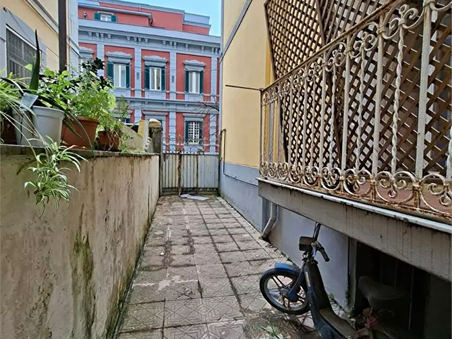 Immagine 3 di Appartamento in affitto  a Napoli