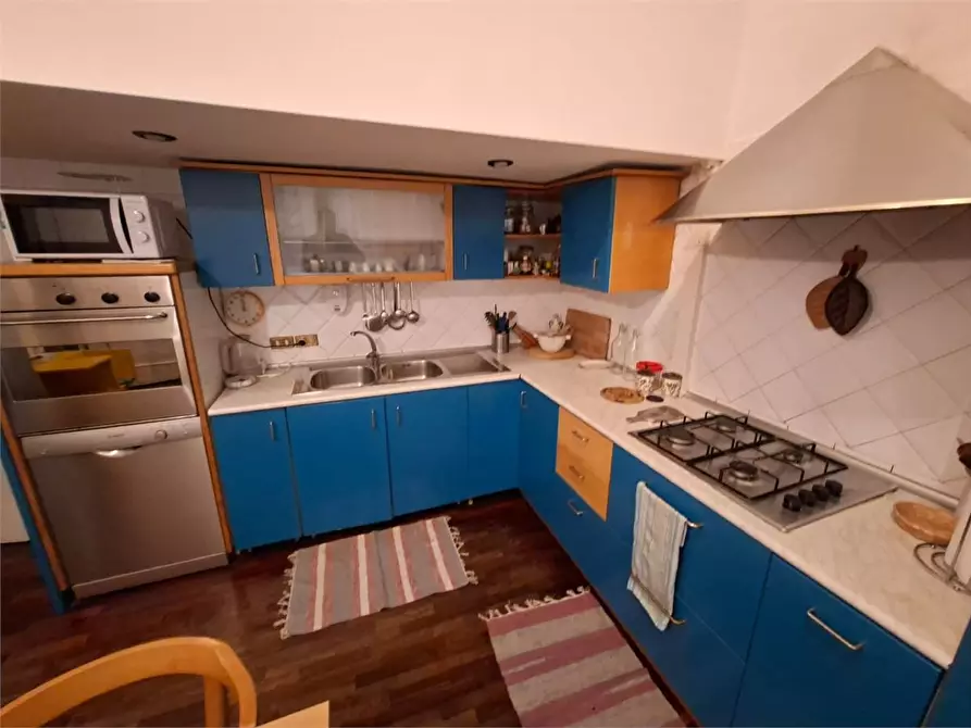 Immagine 10 di Appartamento in affitto  a Napoli