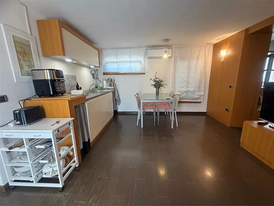 Immagine 3 di Appartamento in affitto  a Napoli