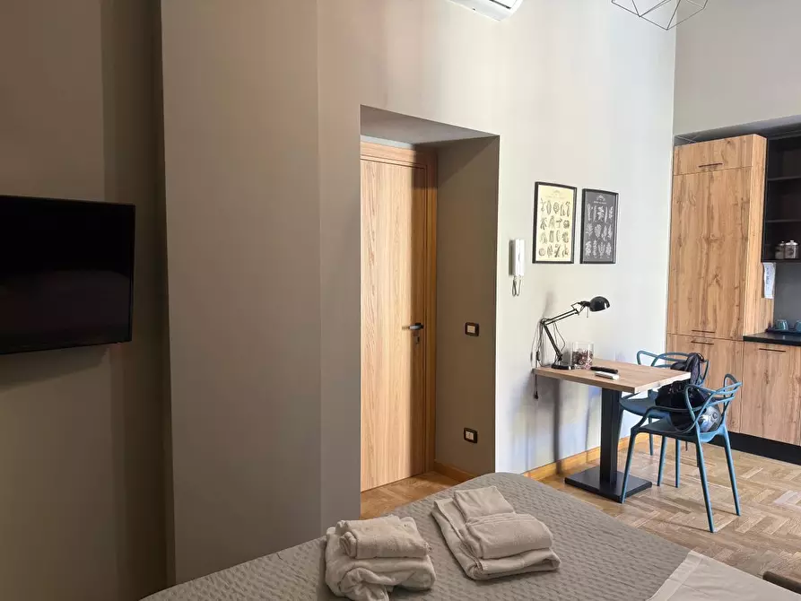 Immagine 4 di Appartamento in affitto  a Napoli