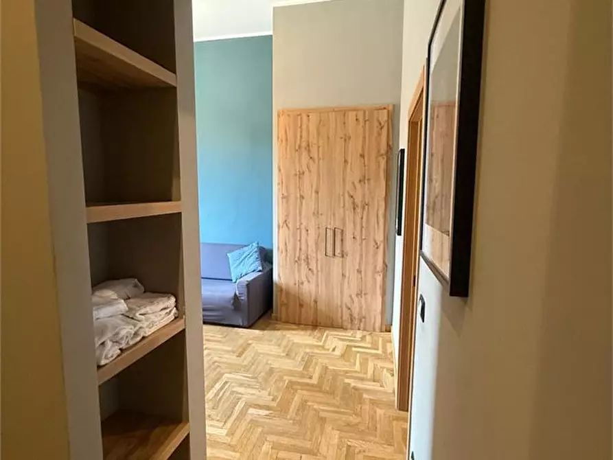 Immagine 4 di Appartamento in affitto  6 a Napoli