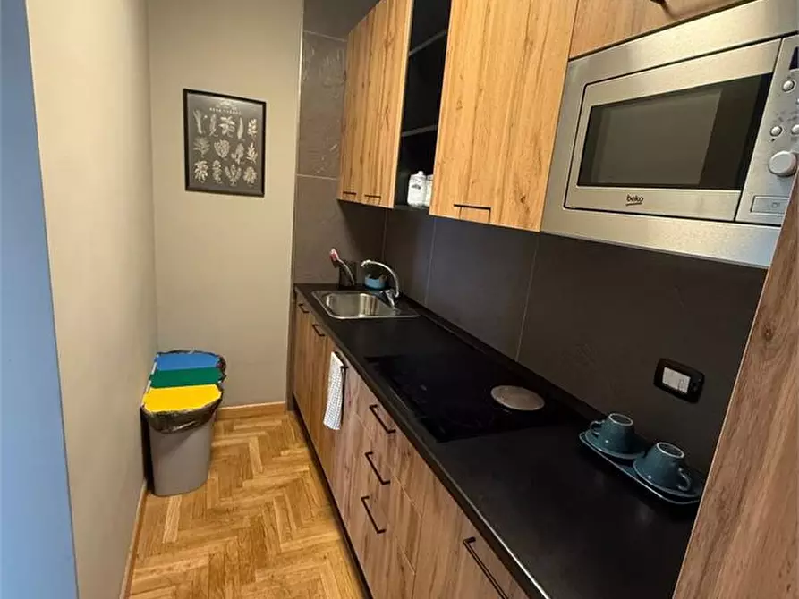 Immagine 6 di Appartamento in affitto  6 a Napoli