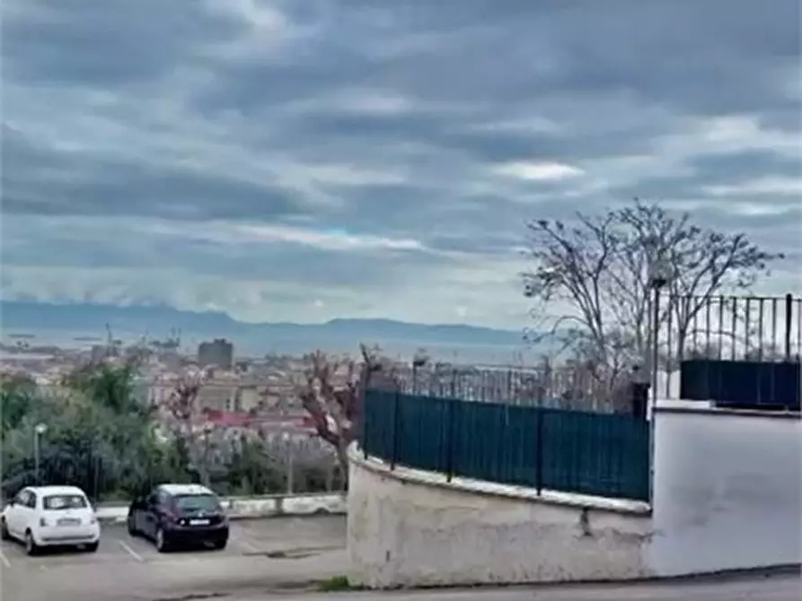 Immagine 2 di Appartamento in affitto  a Napoli