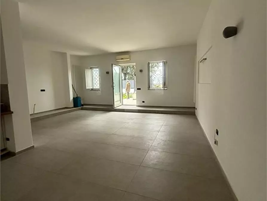 Immagine 6 di Appartamento in affitto  a Napoli