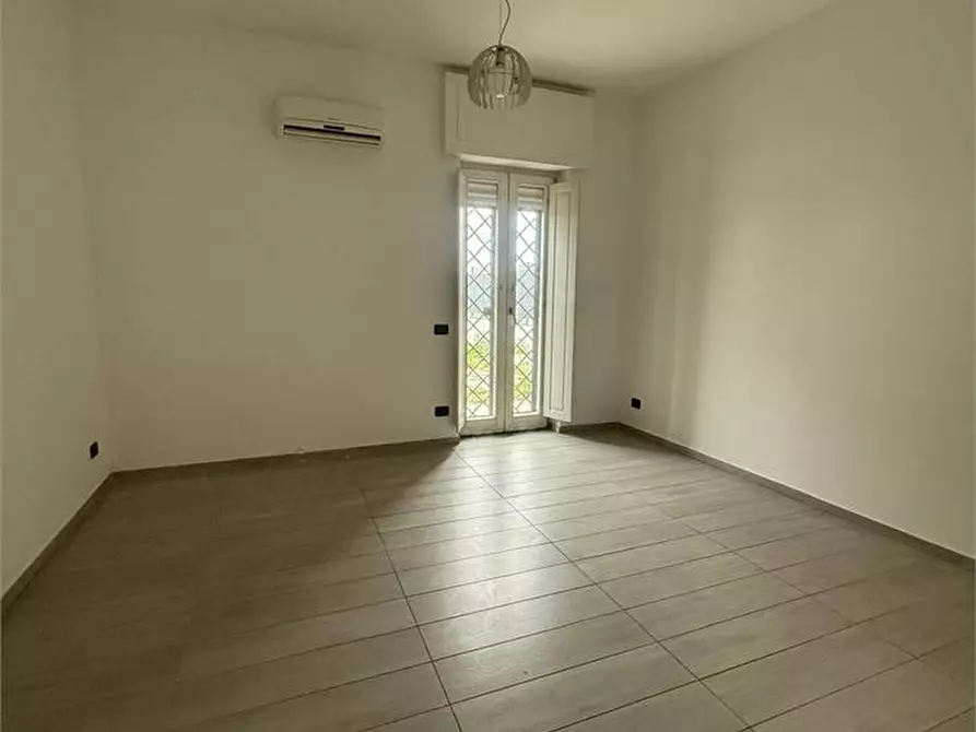 Immagine 8 di Appartamento in affitto  a Napoli