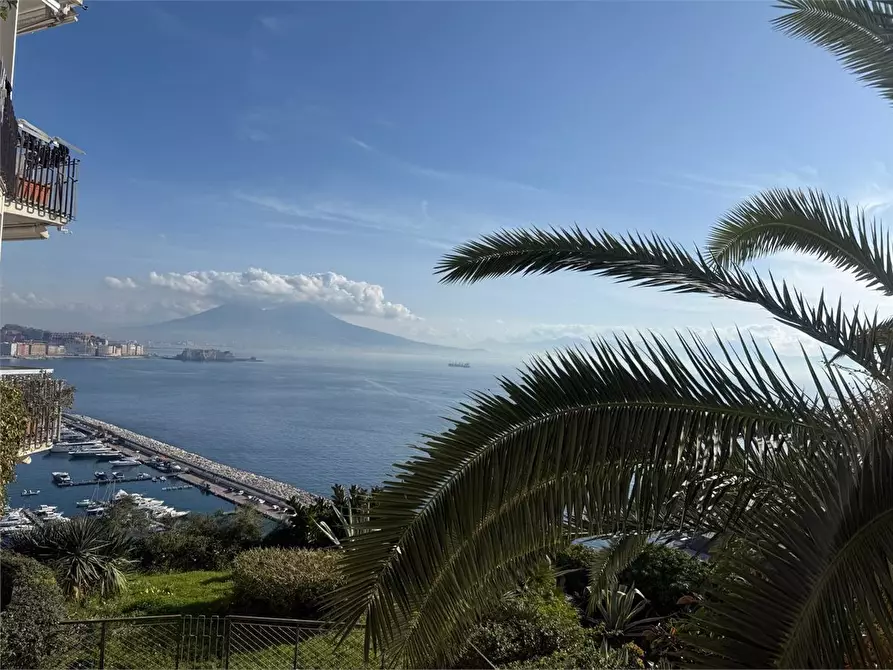 Immagine 1 di Appartamento in affitto  a Napoli