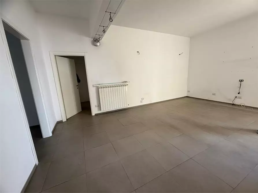 Immagine 4 di Appartamento in affitto  a Napoli