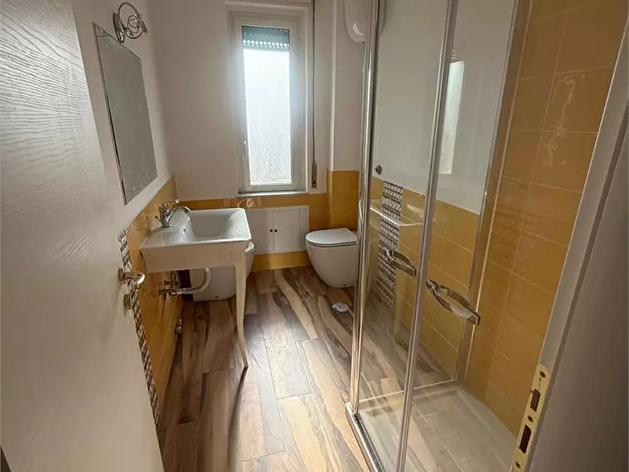 Immagine 4 di Appartamento in affitto  50 a Napoli