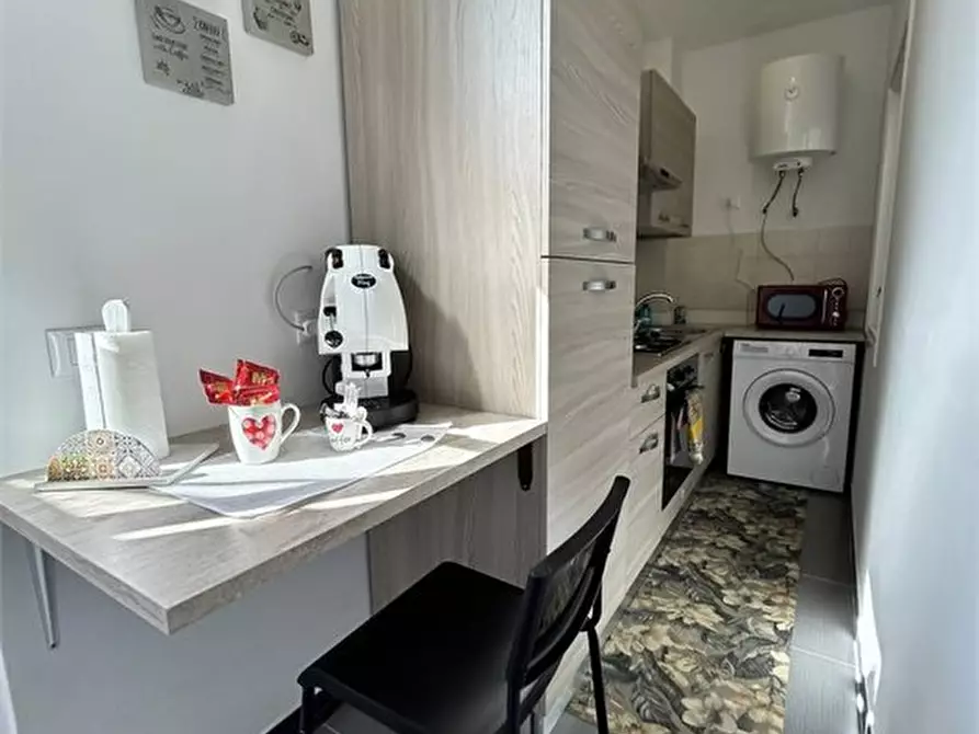 Immagine 10 di Appartamento in affitto  38 a Bagheria