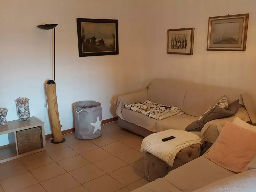 Immagine 1 di Appartamento in affitto  a Parma