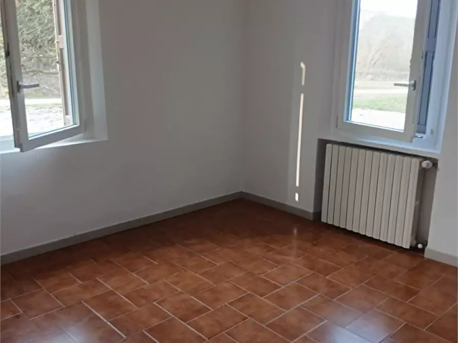 Immagine 4 di Appartamento in affitto  a Traversetolo