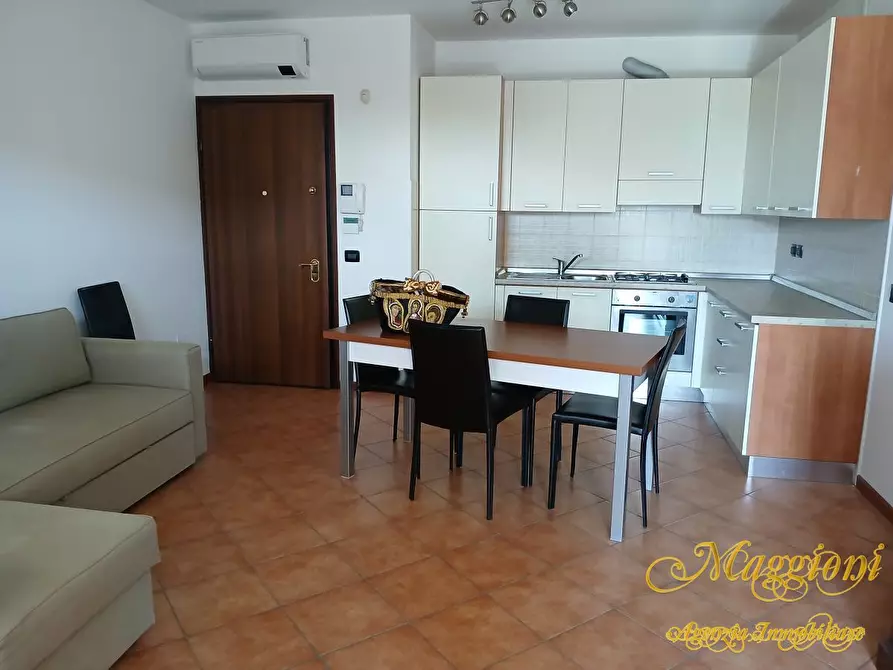 Immagine 2 di Appartamento in affitto  a Parma