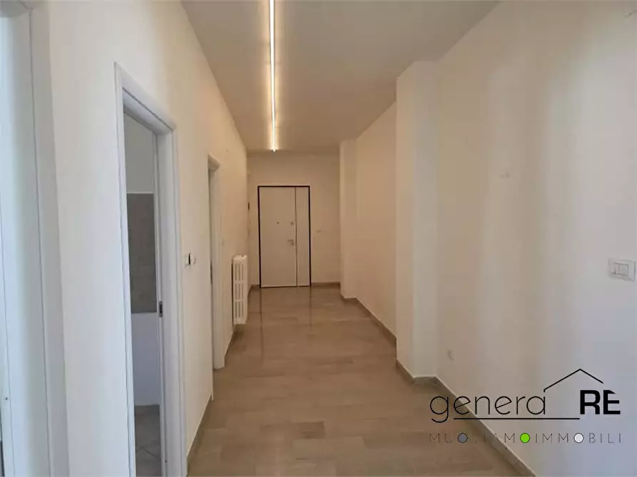 Immagine 2 di Appartamento in affitto  a Pescara