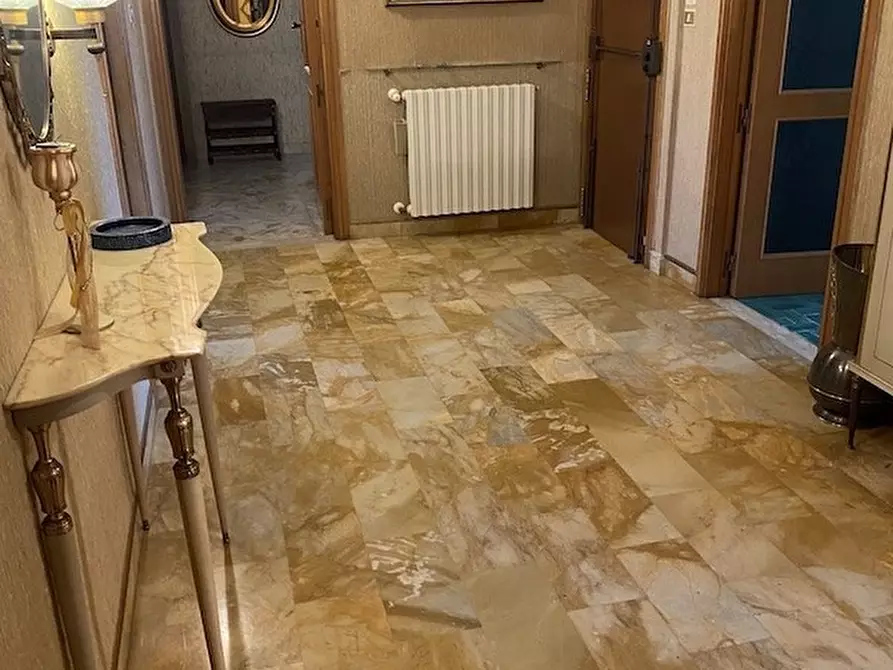 Immagine 3 di Appartamento in affitto  a Ragusa